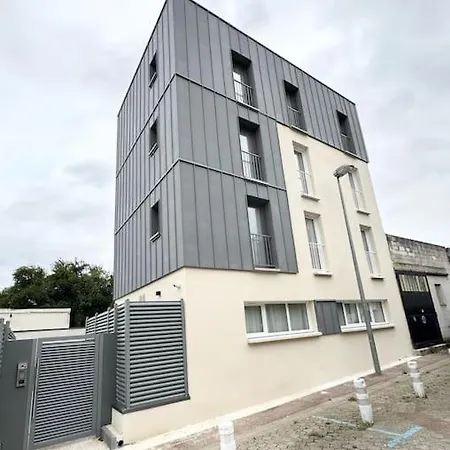Apartment Perle Cachee Avec Netflix & Wifi Pres Du Carre Senart - 101 *