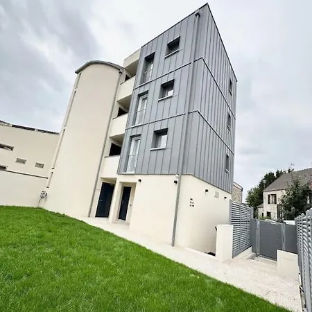 Perle Cachee Avec Netflix & Wifi Pres Du Carre Senart - 101 Apartment Combs-la-Ville